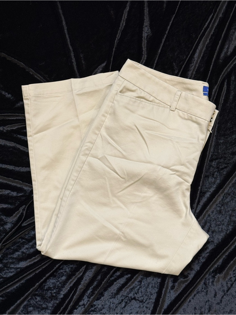Dockers Women's‎ Ankle Chinos - Cream Cotton Lightweight Beach Pant